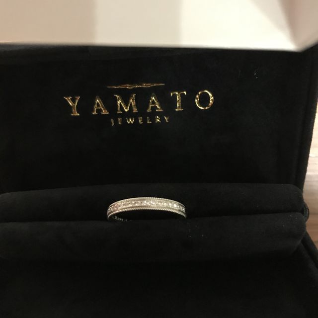 【PILOT BRIDAL(パイロットブライダル)の口コミ】 ミルグレインのデザイン且つプラチナの純度が高い指輪を探していました。
…