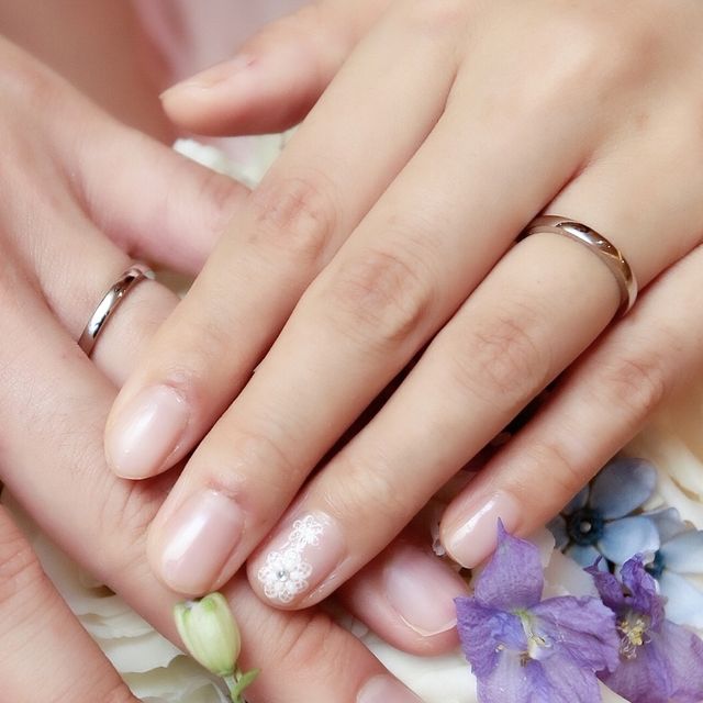 【カルティエ(Cartier)の口コミ】 結婚指輪は毎日付けていたかったので、石のないシンプルなものを探してい…