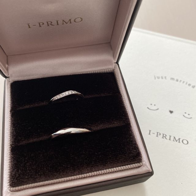 【アイプリモ(I-PRIMO)の口コミ】 ダイヤが斜めに入ったデザインを希望していましたが、ダイヤの数が増える…