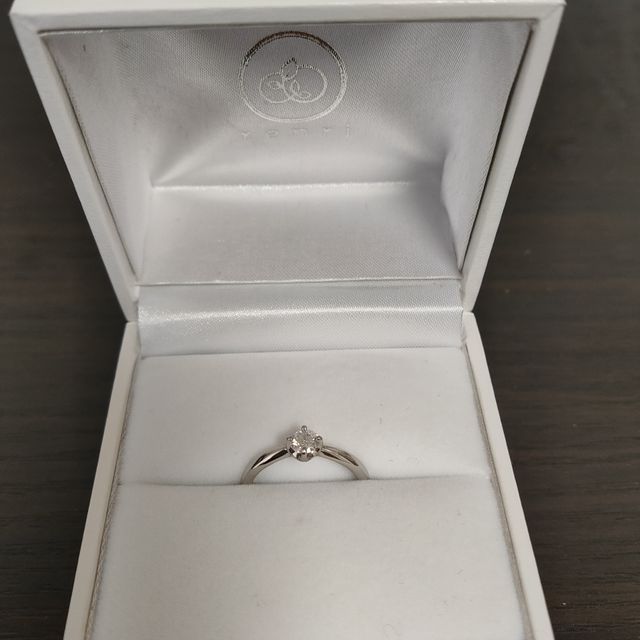 【renri(レンリ)の口コミ】 一生に一度の婚約指輪を唯一無二の特別なものにしたかった。色々なブラン…