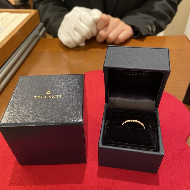 【TRECENTI(トレセンテ)の口コミ】 希望のデザインがあり、そちらを相談したところ色々な種類のハーフエタニ…