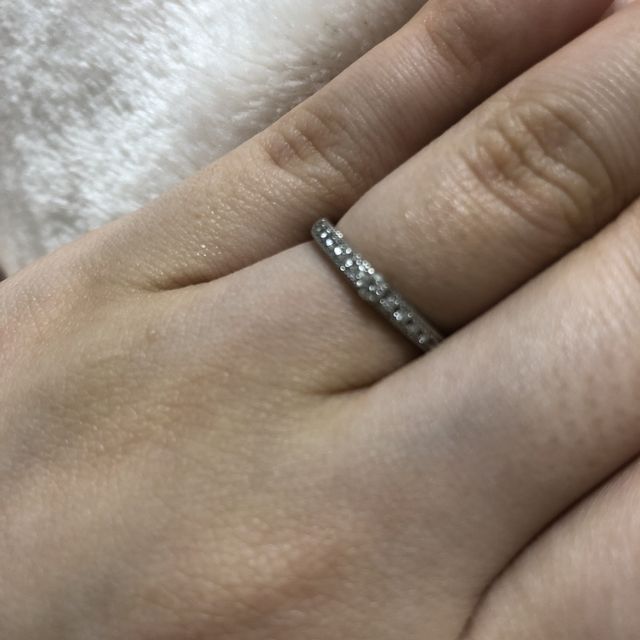 【エクセルコダイヤモンド(EXELCO DIAMOND)の口コミ】 みんなとは違う感じにしたくて、少し白っぽい感じなタイプにしました。真…