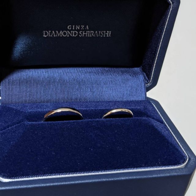 【銀座ダイヤモンドシライシの口コミ】 選んだ理由としては、メンテナンス、着け心地、価格です。結婚指輪は長く…