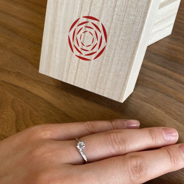 【出雲結(いずもゆい)の口コミ】 2人の出会いの場である出雲にゆかりのある指輪を探していました。
実際に…