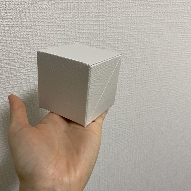 【BIJOUPIKO(ビジュピコ)の口コミ】 婚約指輪は特別な時にしかしないのでキラキラしたものがいいなと思い探し…