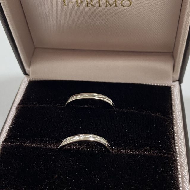 【アイプリモ(I-PRIMO)の口コミ】 ウェーブの入った作りであり、指がキレイに見えます。細身で可愛らしいと…