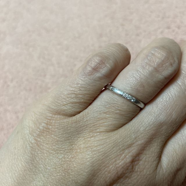 【TASAKI(タサキ)の口コミ】 デザインで選びました。
２つのブランドで迷いましたが、主人がTASAKIのシ…