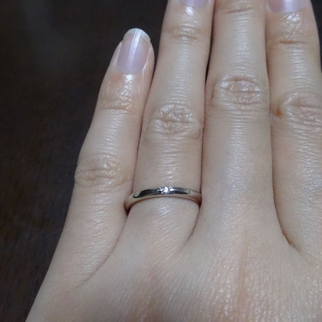 【HOSHI no SUNA 星の砂(ほしのすな)の口コミ】 シンプルな指輪を探していて、最初は石もなにも付いていないのにしようと…