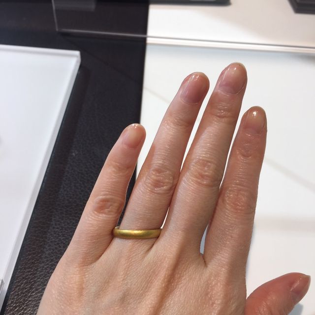 【NIESSING(ニーシング)の口コミ】 純金と純銀が混ぜ合わされて作られています。
鍛造の技術が高いので、もの…