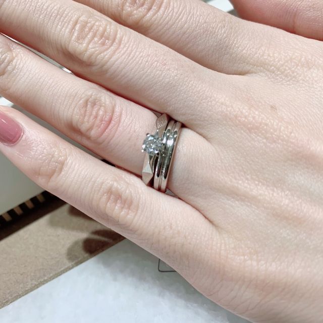 【ブシュロン(BOUCHERON)の口コミ】 ファセットはブシュロンのブライダルシリーズにしか取り扱いがなく、洗練…