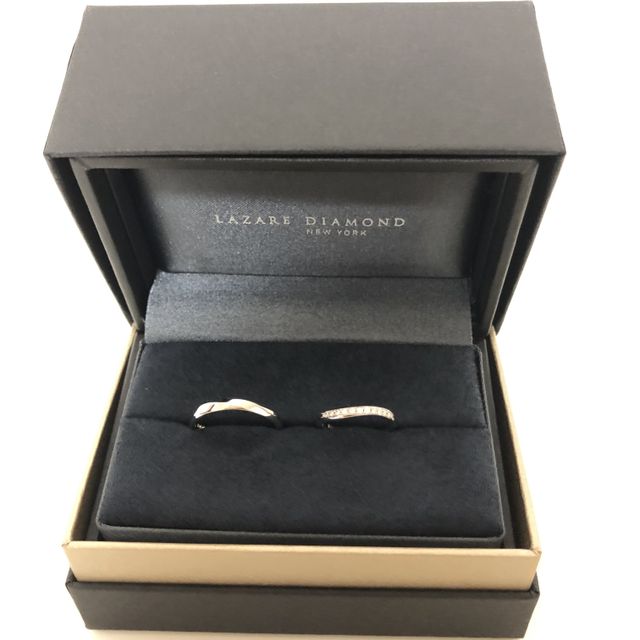 【ラザール ダイヤモンド(LAZARE DIAMOND)の口コミ】 一目ぼれした物は、自分の指にはあまり似合わなく、購入した物は短く太い…