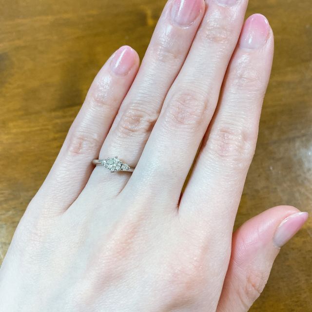 【銀座ダイヤモンドシライシの口コミ】 ダイヤの部分は相手の方に選んでいただき、私はリングのデザインを決めま…