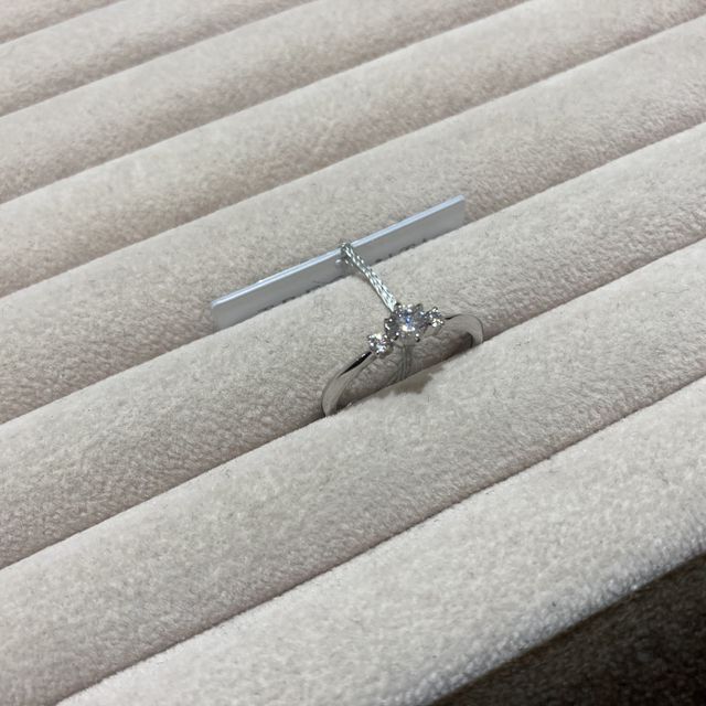 【TRECENTI(トレセンテ)の口コミ】 先に別ブランドで結婚指輪を決めていたので、重ね付けした時に綺麗に見え…