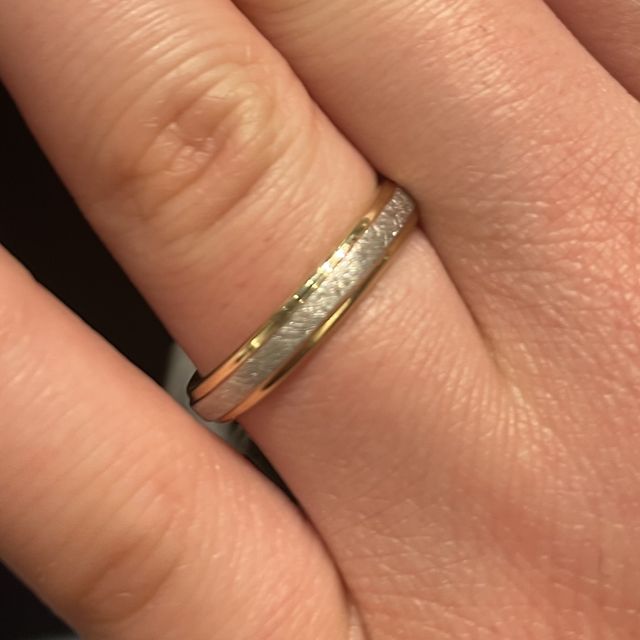 【FISCHER(フィッシャー)の口コミ】 プラチナとゴールドのコンビネーションリングなので、石がついていなくて…