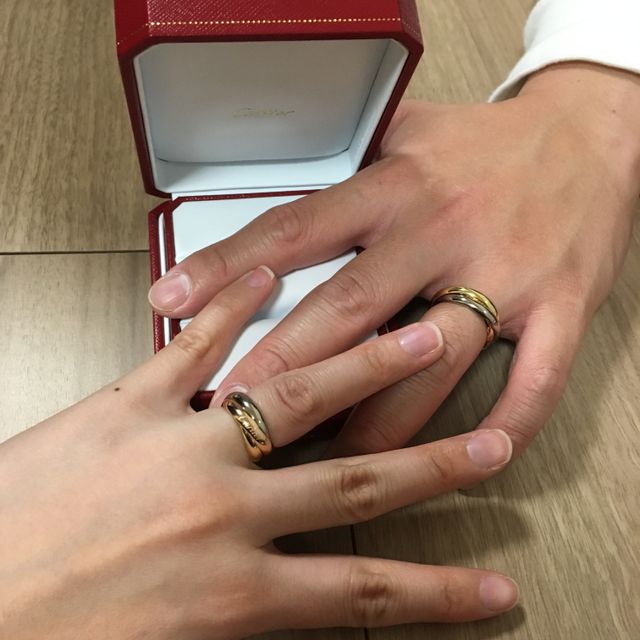 【カルティエ(Cartier)の口コミ】 飽きのこないデザインで何十年後も着けていられそうです。
リングの太さは…