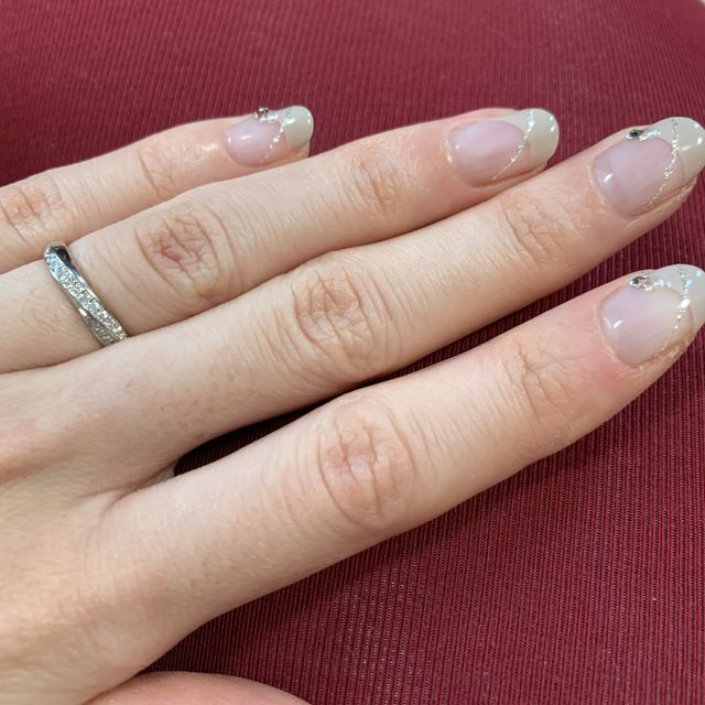 【ヴァンドーム青山(VENDOME AOYAMA)の口コミ】 私が購入した婚約指輪が2020年のイヤーモデルだった為、それに合うものを…