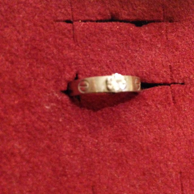 【カルティエ(Cartier)の口コミ】 高価ではあるものの、どのような場面でも常に着用できると事を踏まえ、主…