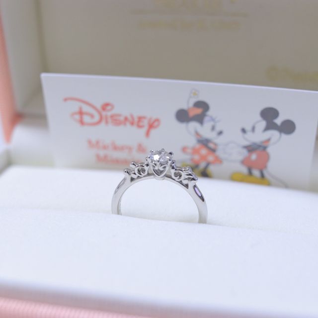 【ケイウノ ブライダル(K.UNO BRIDAL)の口コミ】 幼い頃から大好きだった " ディズニー " 

ディズニーの月刊誌…