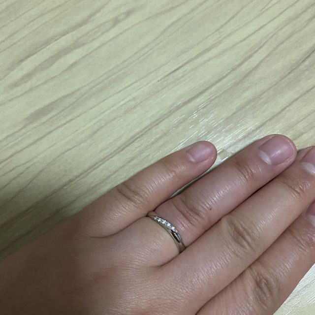 【アイプリモ(I-PRIMO)の口コミ】 ウェーブですが、ストレートのようにも見えます。シンプルなものを望んで…