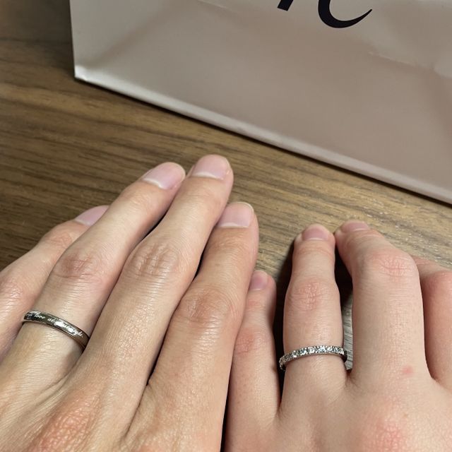 【4℃ BRIDAL(ヨンドシーブライダル)の口コミ】 ディズニーが大好きなので、出来ればディズニーの指輪が欲しいと思ってい…