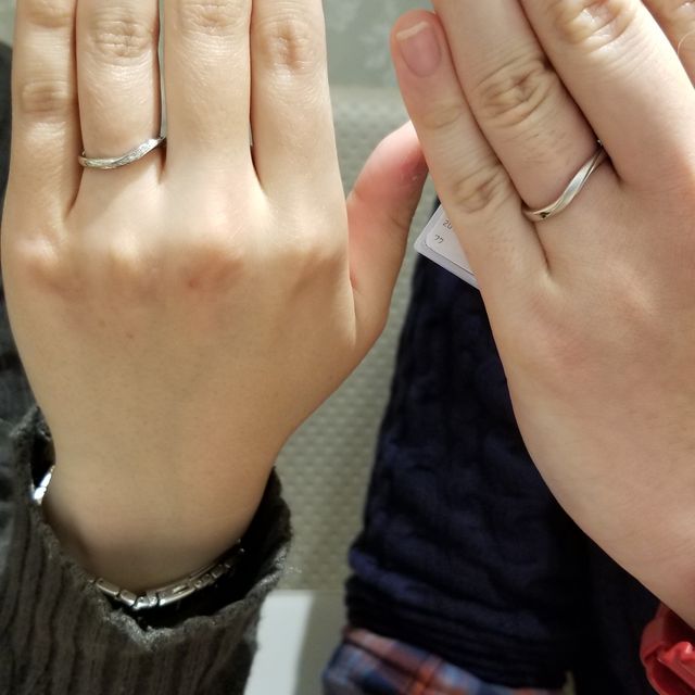 【TRECENTI(トレセンテ)の口コミ】 アニバーサリオを着用しました。男性用はマッド感があってカッコイイ印象…