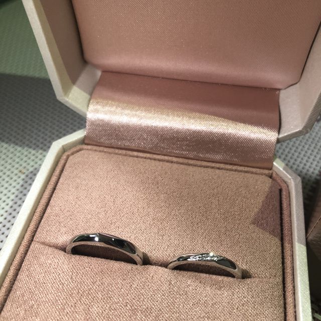 【TRECENTI(トレセンテ)の口コミ】 探していたデザインがシンプルすぎず派手すぎないもので、他のお店の指輪…
