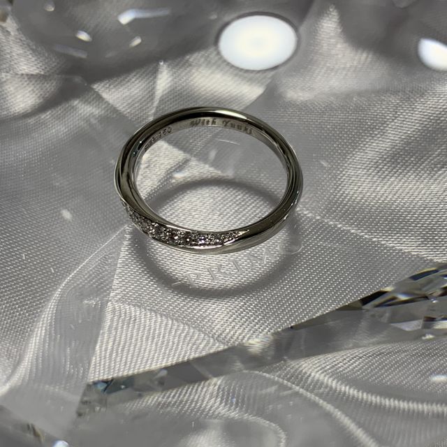 【アイプリモ(I-PRIMO)の口コミ】 端まで繊細に造られたデザインに感動しました！最初見て一目惚れし、その…