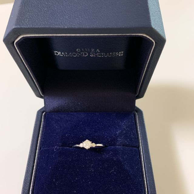 【銀座ダイヤモンドシライシの口コミ】 たくさんの指輪の中から決めるのは悩みましたが、店員さんが自分の希望や…