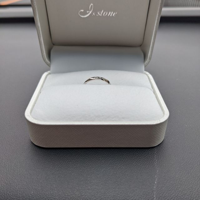 【I's stone(アイズストーン)の口コミ】 店員さんが親切かつ丁寧さが魅力的です。無理矢理感もなく、適切にアドバ…