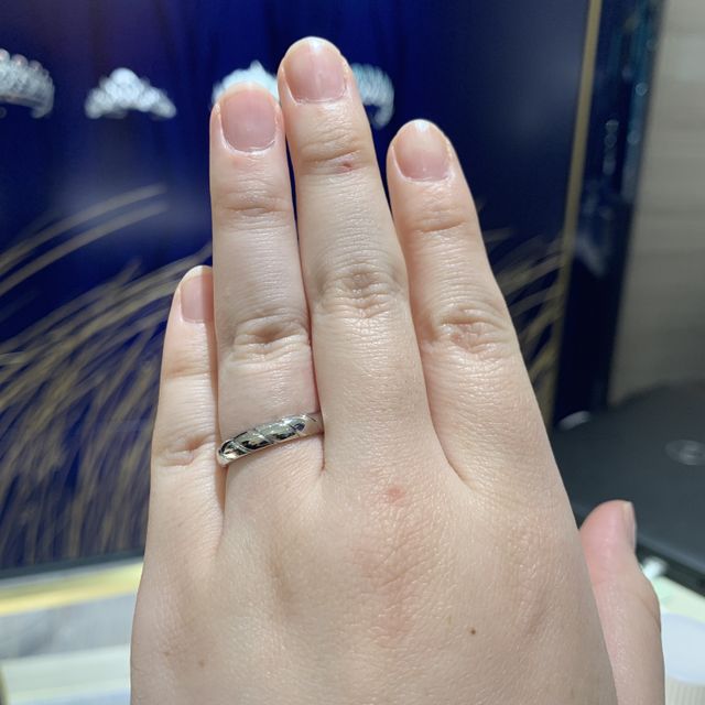 【ショーメ(CHAUMET)の口コミ】 デザインが他にはなく、デザイン性を求める方にはほんとうにおすすめです…