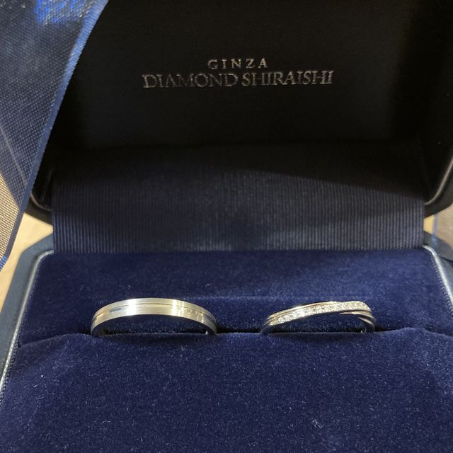 【銀座ダイヤモンドシライシの口コミ】 ダイヤモンドがいくつもついた、流線型のものを探していました。その中で…