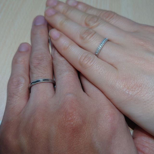 【4℃ BRIDAL(ヨンドシーブライダル)の口コミ】 色々見せてもらったが決まらず、悩んで店内を一周していて、かわいいかな…