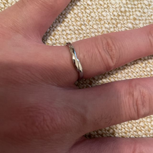 【4℃ BRIDAL(ヨンドシーブライダル)の口コミ】 以下要素を考慮した結果、購入を決めました。
・予算感のマッチ
　→…