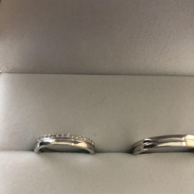 【宝寿堂(ほうじゅどう)の口コミ】 プラチナ900、結婚指輪を購入しました。
色々お願いして最終的にはセミオ…
