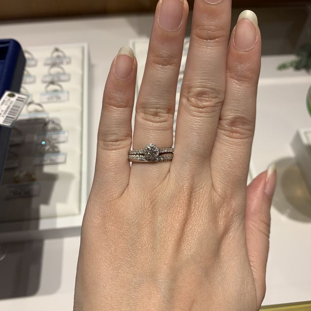 【銀座ダイヤモンドシライシの口コミ】 銀座ダイヤモンドシライシと名前にダイヤモンドが入っているだけにダイヤ…