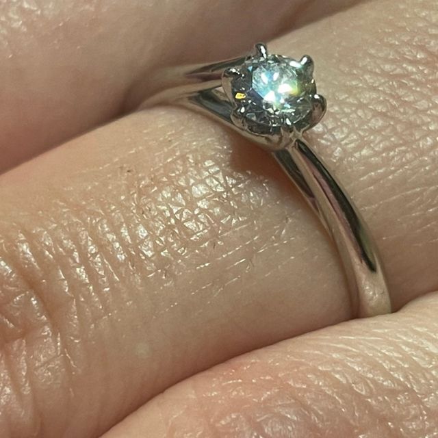 【銀座ダイヤモンドシライシの口コミ】 某ドラマでダイヤモンドシライシさんの指輪が使用されていると知り、婚約…