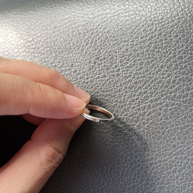 【アイプリモ(I-PRIMO)の口コミ】 色味をプラチナかピンクゴールドで
悩んでいたところ、
スタッフさんにこ…