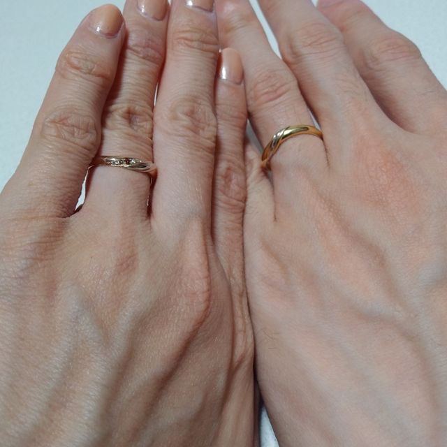 【ケイウノ ブライダル(K.UNO BRIDAL)の口コミ】 チップとデールがモチーフとなっている指輪を探していて、ケイウノさんに…