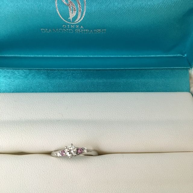 【銀座ダイヤモンドシライシの口コミ】 婚約指輪を探していて色々な店舗を見て回りましたが、せっかく買ってもら…