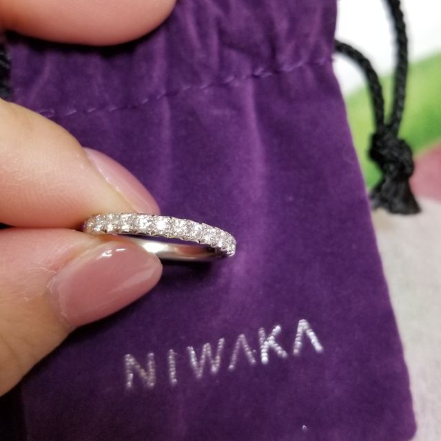 【俄(にわか)の口コミ】 指輪のデザインがとても素敵で購入を決めました。素材も希望通りで、大満…