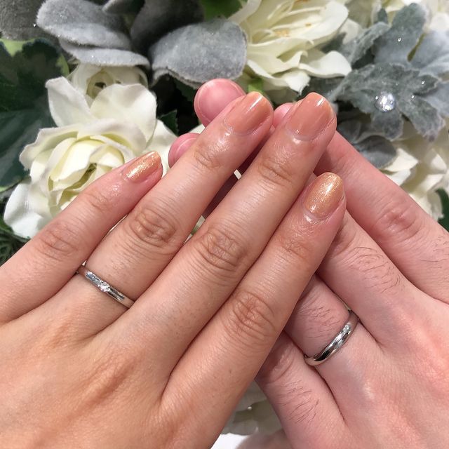 【STAR JEWELRY(スタージュエリー)の口コミ】 シンプルなものが良かったので、デザインも価格も他店とはほぼ変わらなか…