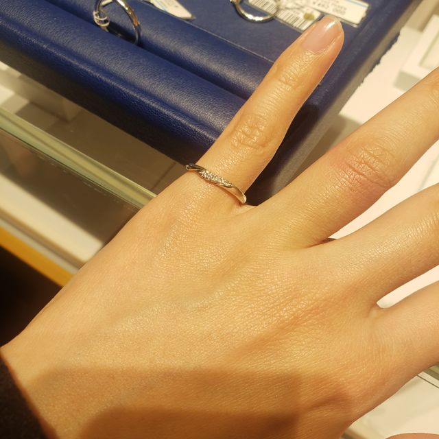 【銀座ダイヤモンドシライシの口コミ】 とにかく大きくダイヤモンドがとてもきれいで気に入りました。キャンペー…