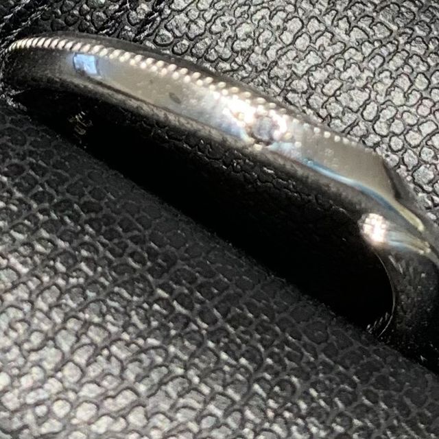 【エクセルコダイヤモンド(EXELCO DIAMOND)の口コミ】 ミルうちが一つ一つ手作業で付けられており、繊細なデザインが魅力的です…