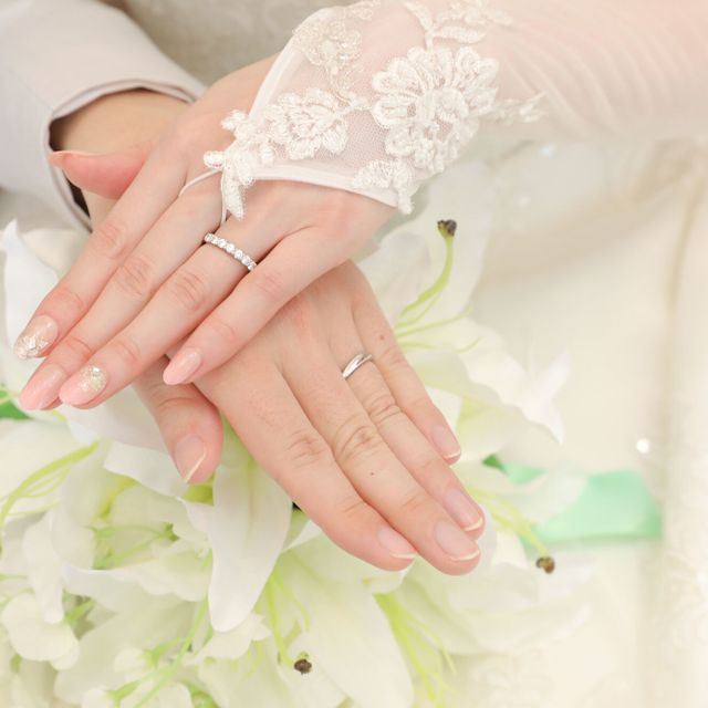 【IZURUの口コミ】 ハーフエタニティがよいと初めから決めており、30万くらいで探していまし…