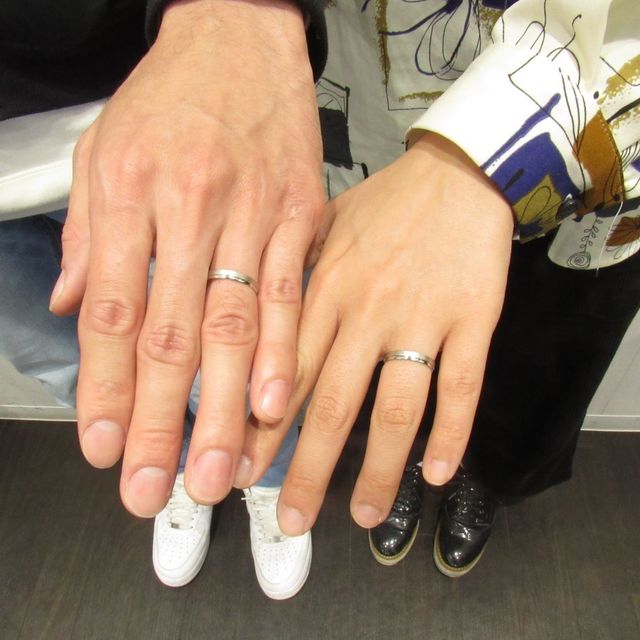 【輪-RIN-の口コミ】 シンプルなデザインの物を探していてスタッフの方に相談していただいた中…