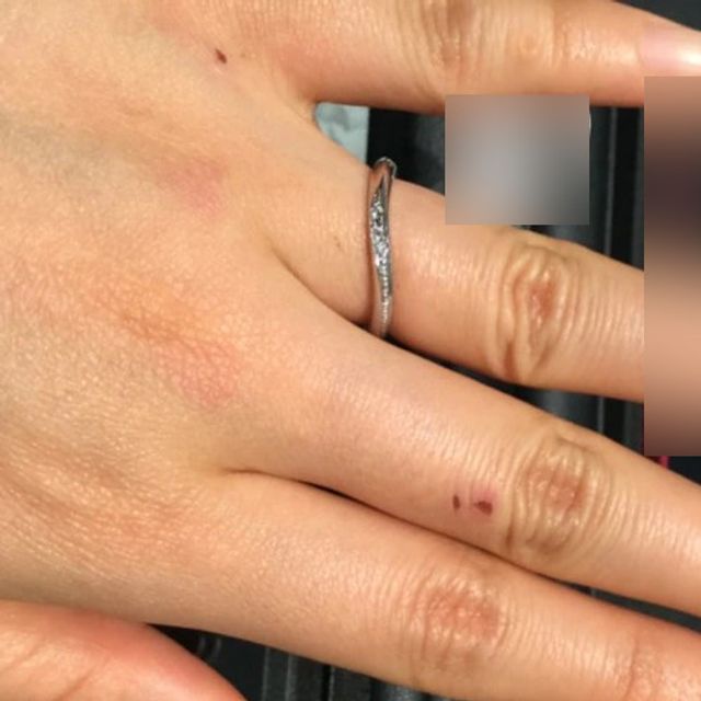 【エクセルコダイヤモンド(EXELCO DIAMOND)の口コミ】 ミル打ちの加工がなされたリングを探しており、珍しいデザインのこちらの…