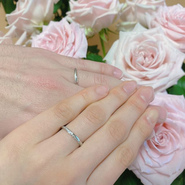 【銀座ダイヤモンドシライシの口コミ】 最初はウェーブのデザインで探していましたが、その話をしたところ、こう…