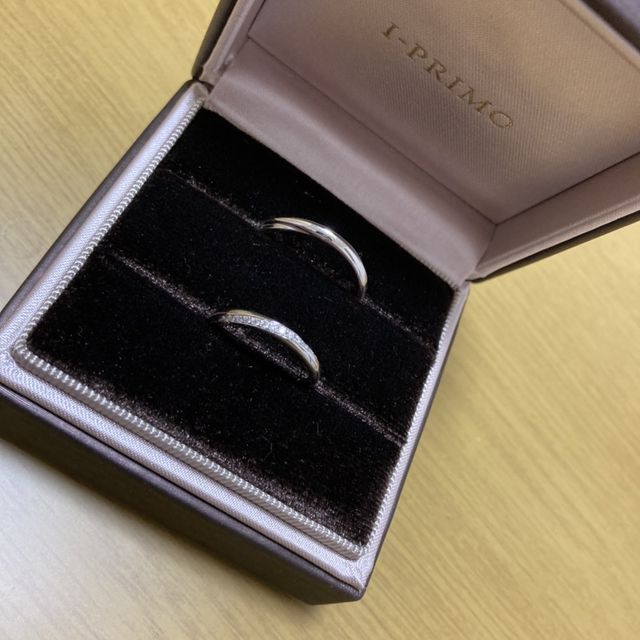 【アイプリモ(I-PRIMO)の口コミ】 デザインが1番気に入っています。真っ直ぐではなく、少しカーブになってい…