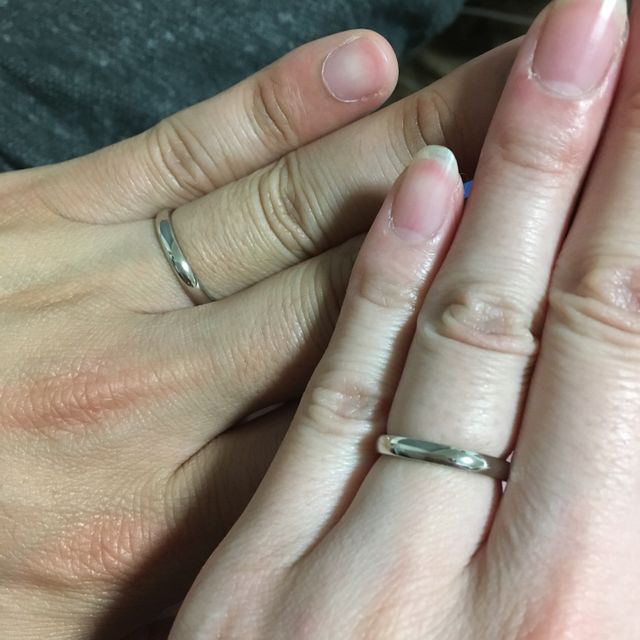 【銀座ダイヤモンドシライシの口コミ】 シンプルなものがほしかったので
シンプルなデザインで、見つかってよかっ…