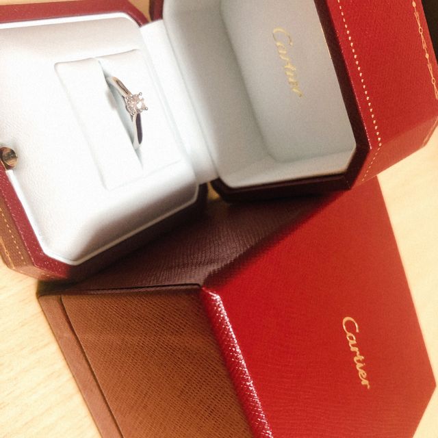 【カルティエ(Cartier)の口コミ】 カルティエのブランド力です。
また、接客が素晴らしかったです。
他のブ…